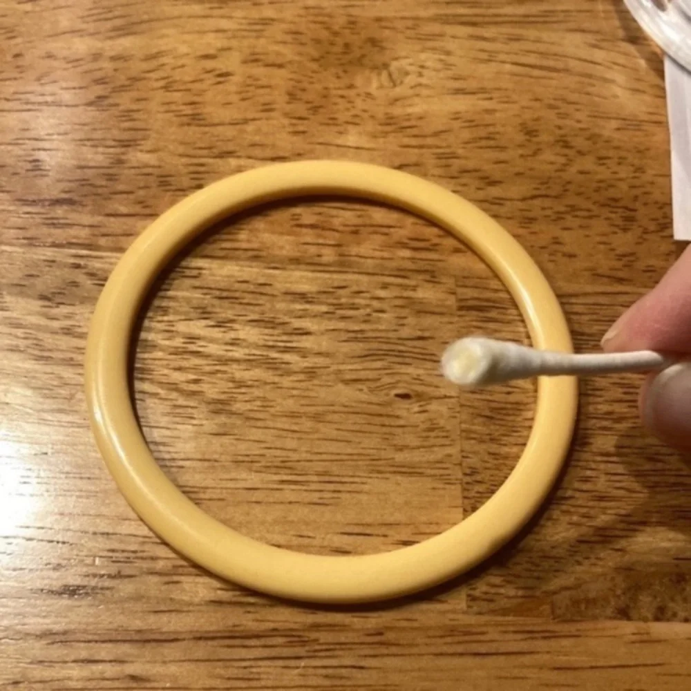 Set of 4 Bakelite Bangles